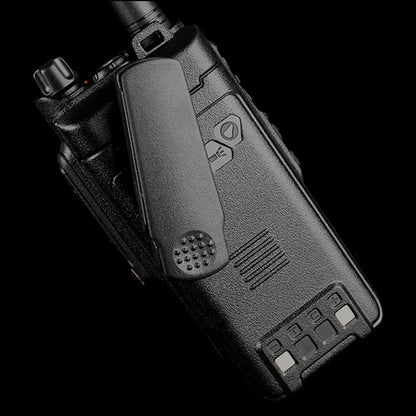 جهاز اتصال لاسلكي محمول باليد ثنائي النطاق مقاوم للماء من باوفينج BF-UV9R Plus بقوة 10 وات، مزود بمقبس أمريكي، طراز BF-UV9Rplus