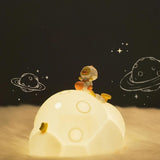 ICARER FAMILY IF-YD04 Cartoon Silicone Night Light Ornaments Astronaut Moon Lamp(Warm light)